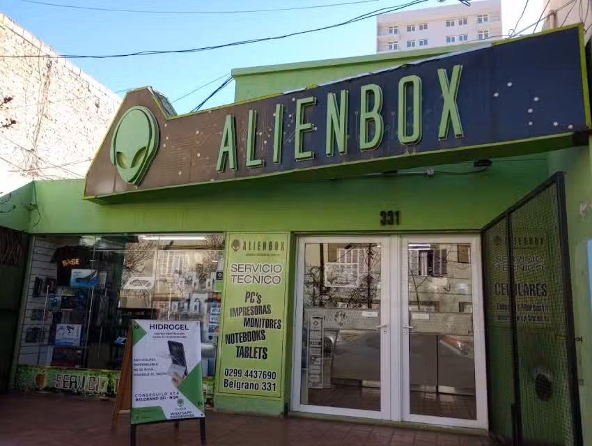 Alienbox