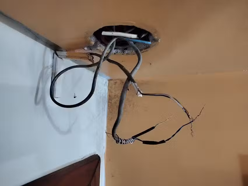 Bera Elec Electricista Alarma Cámaras Porteros y Emergencias