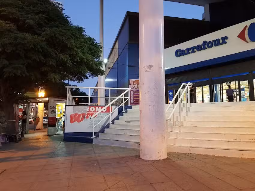 Carrefour Hipermercado Neuquén Capital Ii