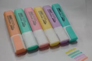 El Cubo Libreria Accesorios para Celular y Pc Artística Mercería