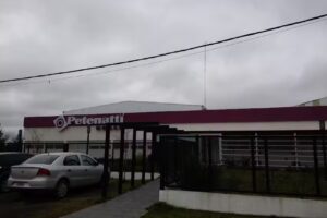 Petenatti Hogar Oficinas y depósitos