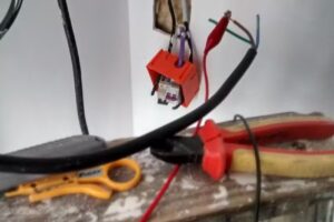 VoltiOSX Electricidad y Electrónica